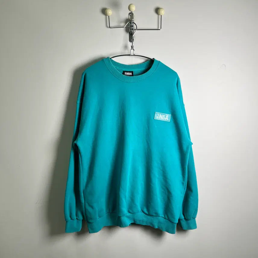 [BUNJANG] NBA Turkish Blue Small Logo Patch Sweatshirt L / NBA 터키쉬 블루 스몰 로고 패치 맨투맨 L