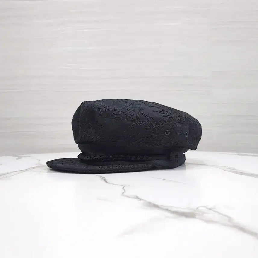 [BUNJANG] Dior Embroidered Travel Cap Size 58 / 디올 자수 트래블 캡 58호 31REV920X131