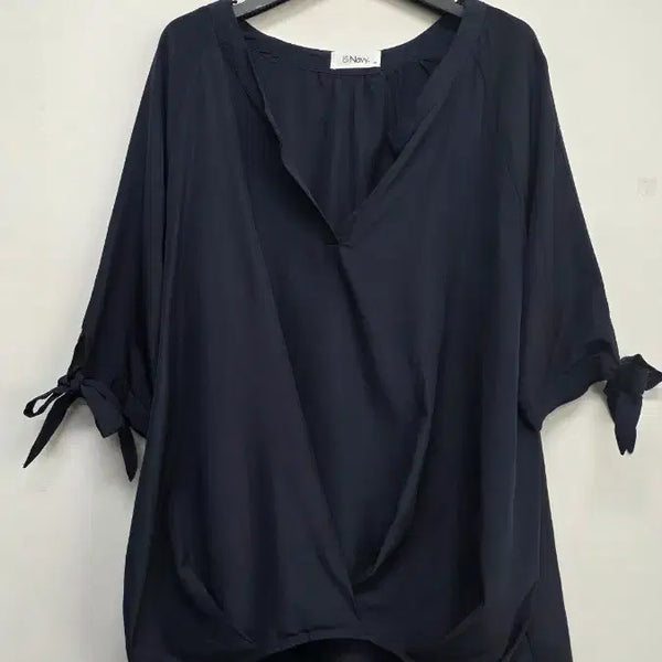 [BUNJANG] Shirred Hem Blouse with Ribbon Detail / 소매리본 앞밑단 셔링 블라우스