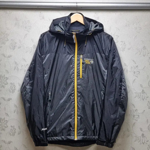 [BUNJANG] Mountain Hardwear AirShield Softshell Windbreaker (Size L/100) / [L/100] 마운틴하드웨어 에어쉴드 바람막이