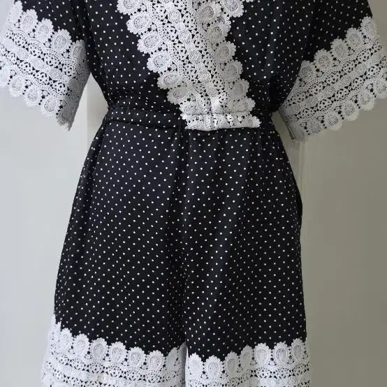 [BUNJANG] ROMANCHIC Lace Jumpsuit / 로맨시크 레이스 점프수트 새상품