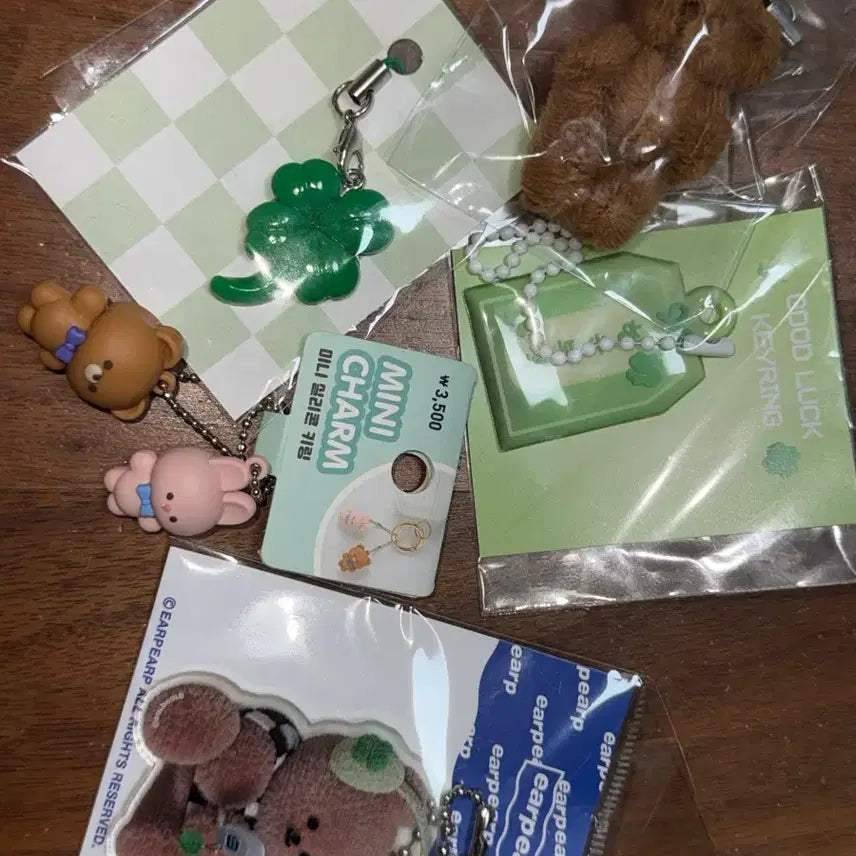 [BUNJANG] Affawe Clover Bear & Bunny Keychain Bundle Set (Sealed) / 각종 키링 일괄 미개봉 클로버 곰돌이 어프어프 곰 토끼