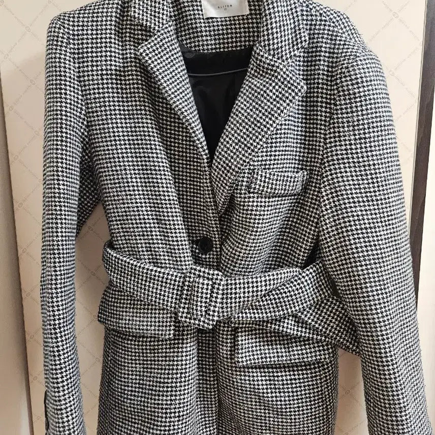 [BUNJANG] Ablley Women's Check Belt Set Winter Coat / 에이블리 여성 체크반하프 벨트세트 겨울코트