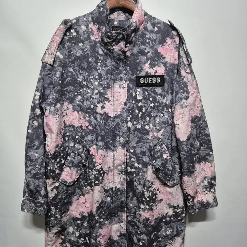 [BUNJANG] Guess Cherry Blossom Anorak Jumper / [여성100]게스 체리블라썸 야상 점퍼 Free