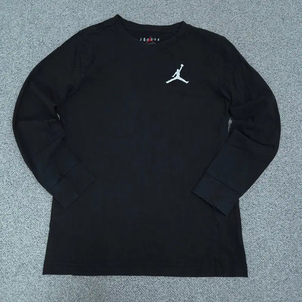 [BUNJANG] Jordan Kids Long Sleeve T-Shirt M (10-12 Yrs) / M (10-12 YRS) 조던 긴팔 티 키즈 | 0818B18