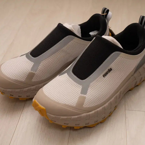 [BUNJANG] Norda 003 Cinder Shoes / [260] 노다 003 신더