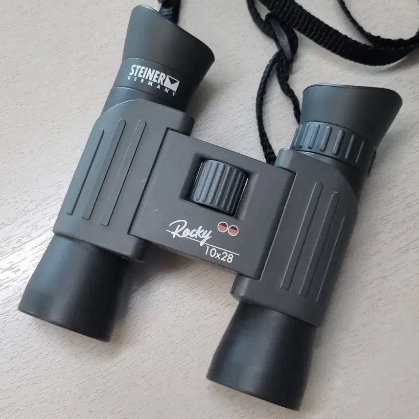 [BUNJANG] Steiner Binoculars 10x28 / 독일제 스테이너 쌍안경 10곱하기28