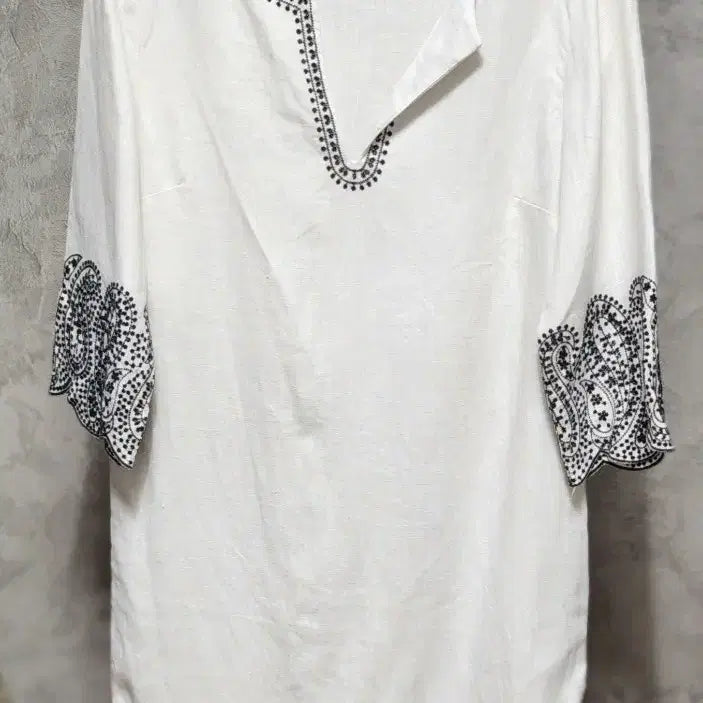 [BUNJANG] Michael Kors White Embroidered Midi Dress / 마이클코어스 화이트 자수 원피스