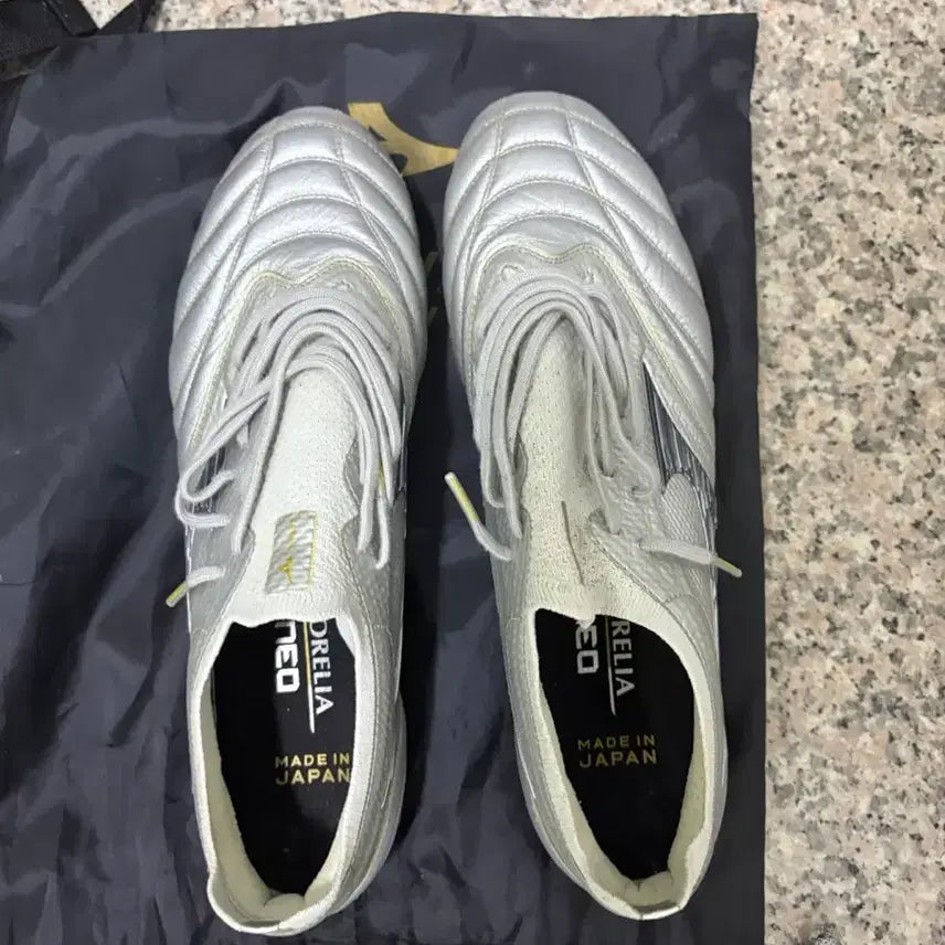 [BUNJANG] Mizuno SG Football Boots - 275mm / 미즈노 축구화 275sg 선수용 팝니다