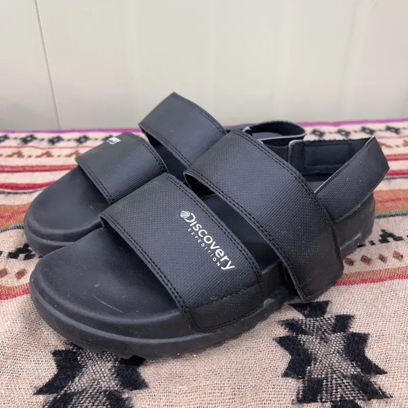 [BUNJANG] Discovery Bucket Black Sandals Size 250 / 디스커버리 버킷 블랙 샌들 250 X03251