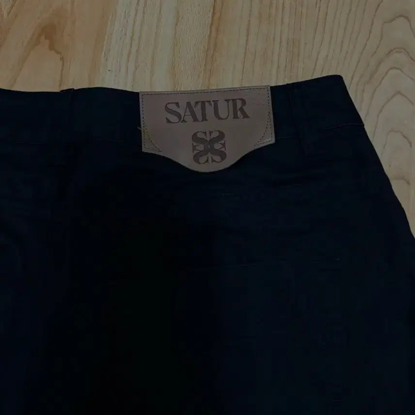 [BUNJANG] SÆTER Cotton Curved Bermuda Pants (W) / [SATUR] 세터 코튼 커브드 버뮤다팬츠(W)