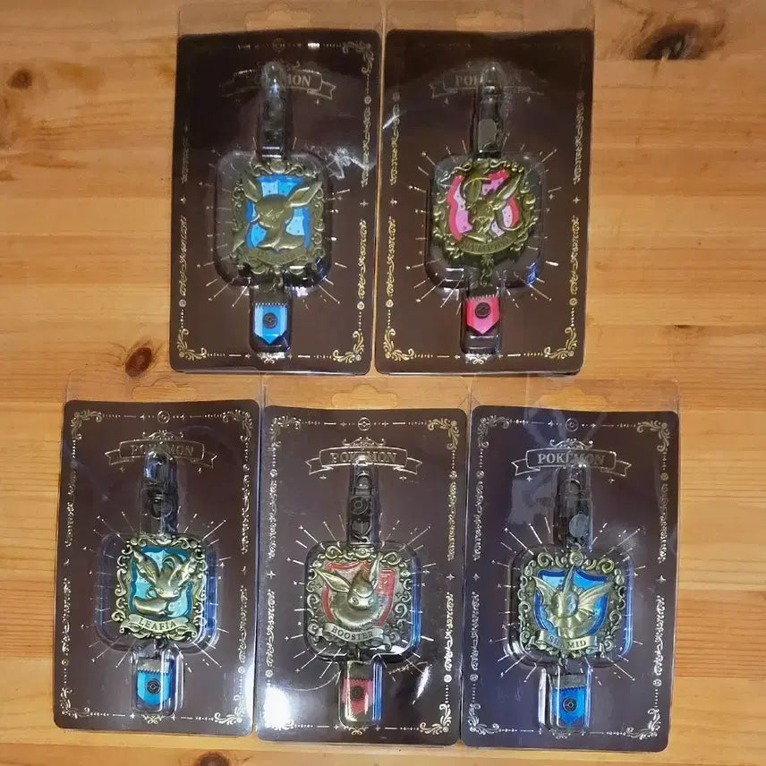 [BUNJANG] Pokemon Store ETERNAL ANTIQUE METAL Keychain Set / 포켓몬 스토어 ETERNAL ANTIQUE METAL 메탈 키링 5개