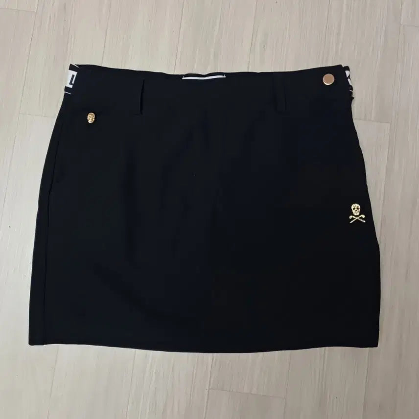 [BUNJANG] Mark &ロナ Black Golf Skirt Pants (Waist 28, Length 35) / 마크앤로나 블랙 골프 치마 팬츠 (실측28)총장35