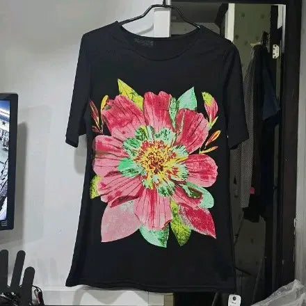 [BUNJANG] Monte Milano Flower Black Short Sleeve T-Shirt Size 55 / 041) 몬테밀라노 55사이즈 플라워 블랙 반팔 티셔츠