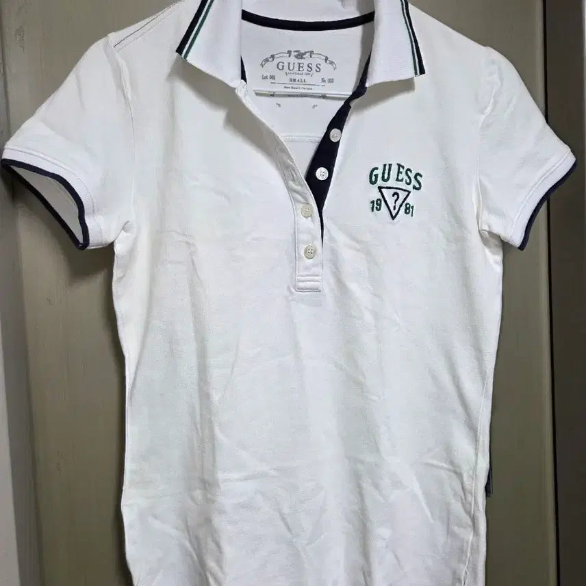 [BUNJANG] Guess White Polo T-Shirt Size S / 게스 화이트 카라티 S