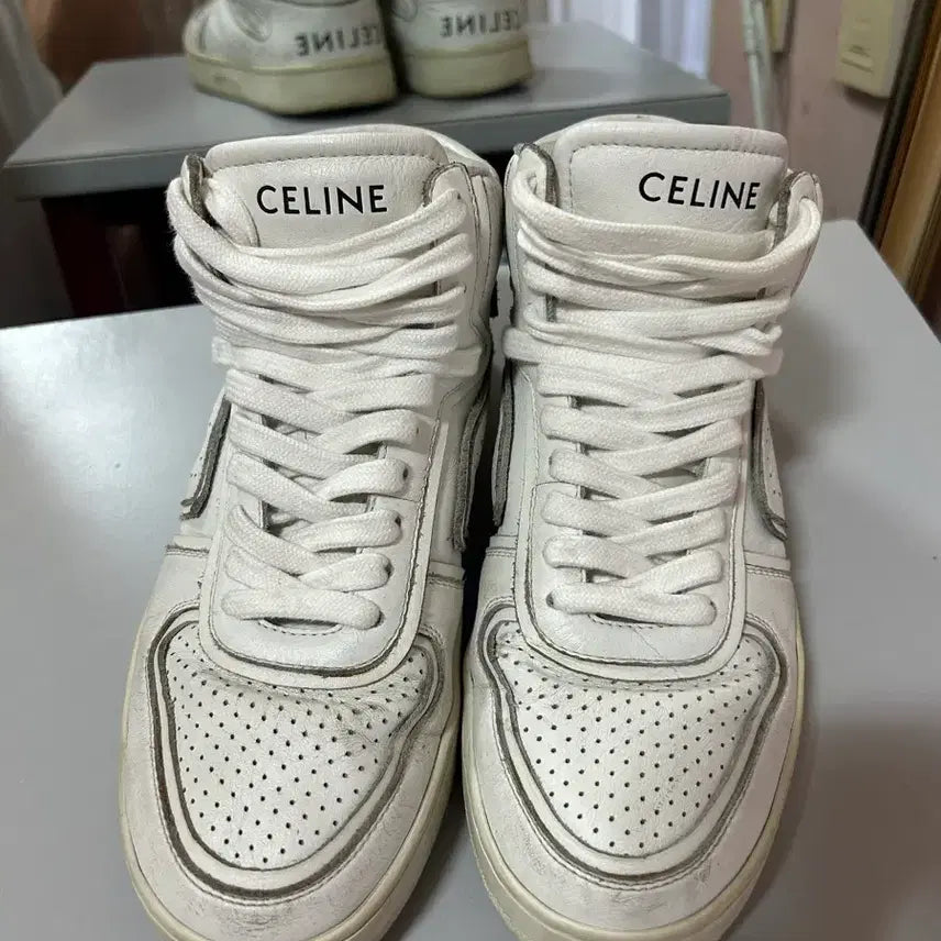 [BUNJANG] Celine High-Top Sneakers White Size 36 / 셀린느 하이탑 스니커즈 36
