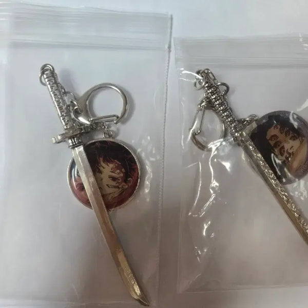 [BUNJANG] Demon Slayer Yoriichi & Kokushibo Sunwheel Sword Charm Keychain / 귀멸의 칼날 요리이치 & 코쿠시보 일륜도 챰 키링