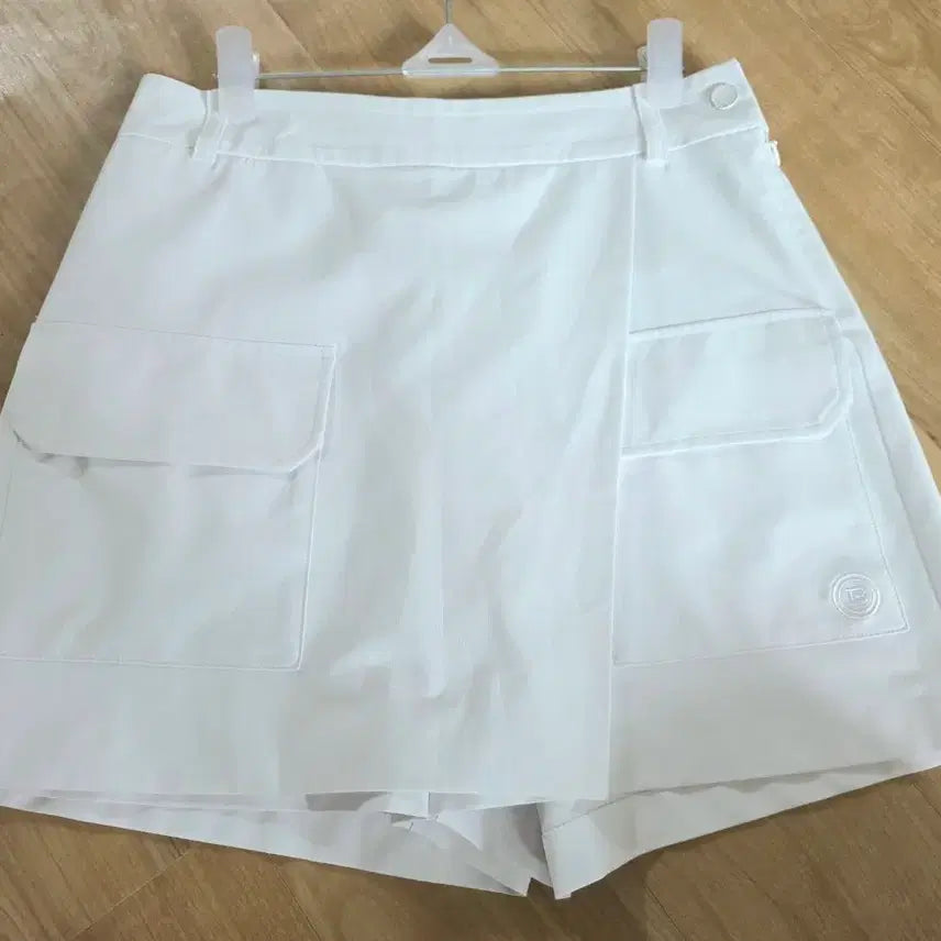 [BUNJANG] Beanpole Golf Wrap Style Shorts (26 Inch) / 빈폴 골프 랩스타일 반바지 26인치