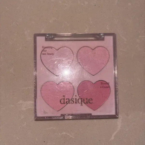 [BUNJANG] Dasique Blending Mood Cheek 4-Color Heart Blusher - 13 Sweet Heart / 데이지크 블렌딩 무드 치크 4구 하트 블러셔 13 스윗하트