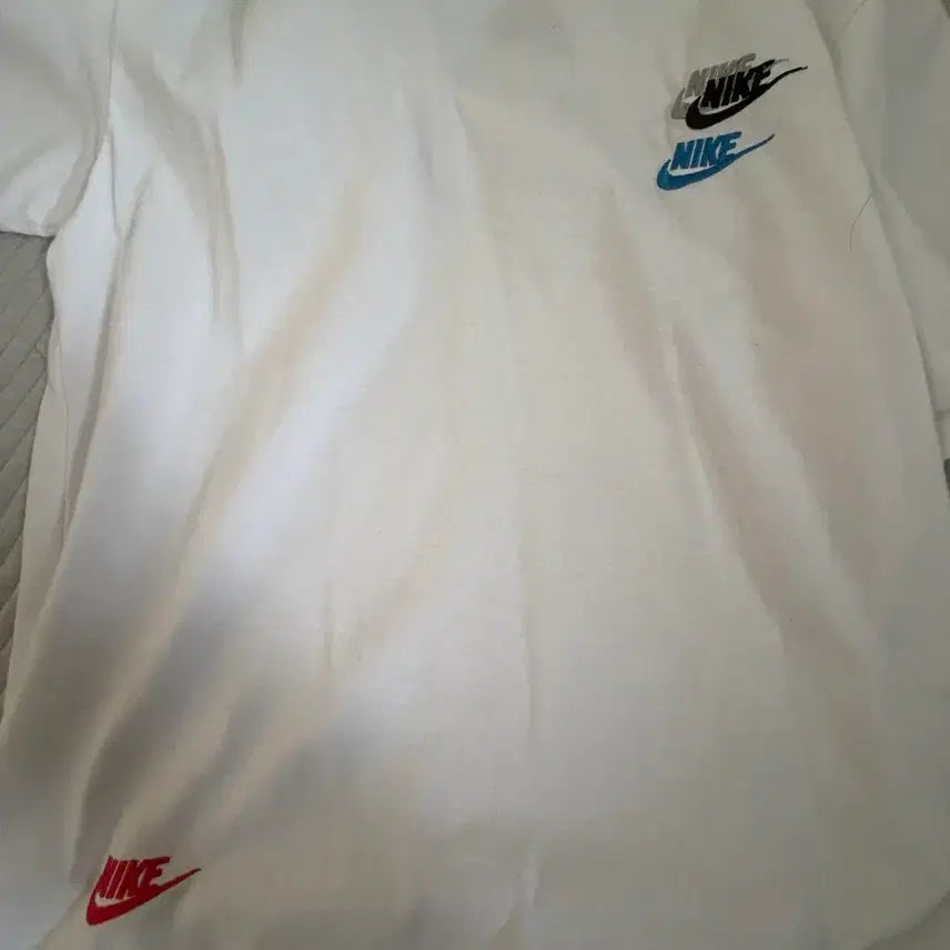 [BUNJANG] Nike Multi-Swoosh T-Shirt / 나이키 멀티스우시 반팔 m