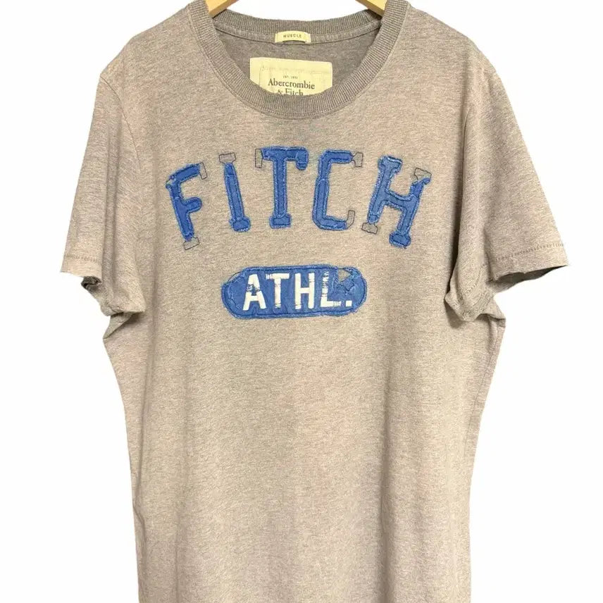 [BUNJANG] Abercrombie & Fitch Distressed Patch Muscle Fit T-Shirt XL / 아베크롬비 앤 피치 반팔 티셔츠