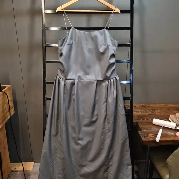 [BUNJANG] ETHOS Grey Square Neck Shirring Slip Long Dress / [FREE] 에토스 ETHOS 그레이 스퀘어넥 셔링 슬립 롱원피스 12.9