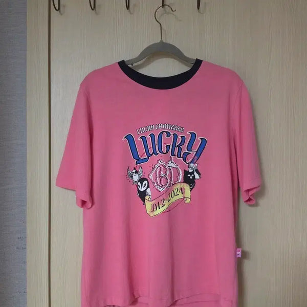 [BUNJANG] Lucky Chouette Graphic Short Sleeve T-Shirt / 럭키슈에뜨 반팔 티셔츠