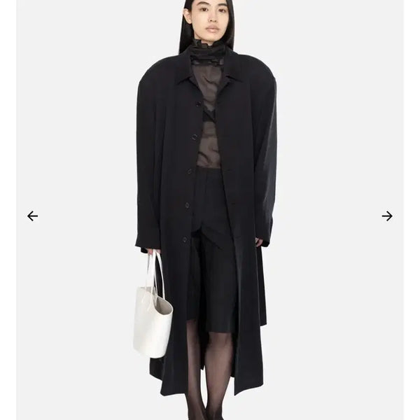 [BUNJANG] Amomento Cupro Oversize Trench Coat Black / 아모멘토 트렌치 코트 Cupro Oversize Trench Coat, Black