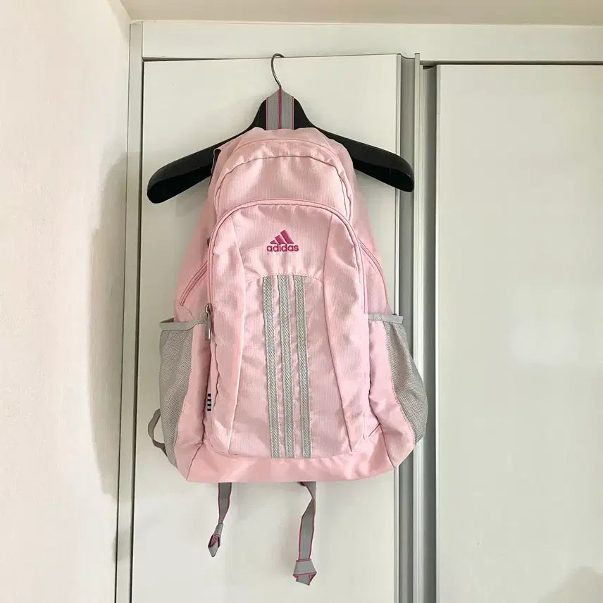 [BUNJANG] Adidas Dusty Rose & Gray Y2K Mori Girl Backpack / 아디다스 연핑크 회색 y2k 백팩 모리걸 하구미 빈티지 백팩