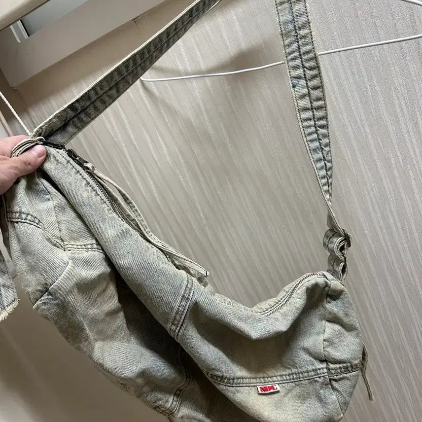 [BUNJANG] Sculptor Washed Denim Duffle Bag / 스컬프터 워싱 데님 더플백
