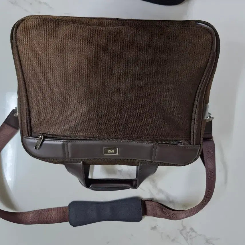 [BUNJANG] DAKS Men's Briefcase (Unused, Minor Storage Imperfections) / [닥스 DAKS 정품 남성 브리프케이스 (미사용/보관상 하자 있음)]