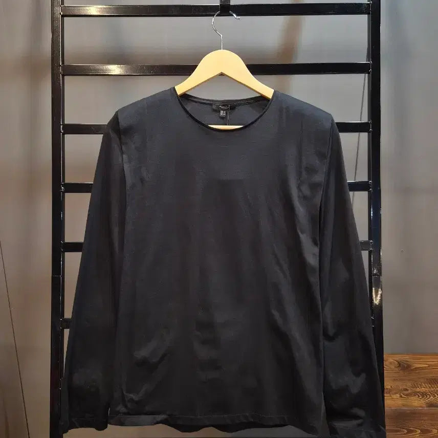 [BUNJANG] Massimo Dutti Black Cotton Round Neck Long Sleeve T-Shirt / [S] 마시모두띠 Massimo Dutti 블랙 코튼 라운드넥 긴팔 티셔츠 3.5