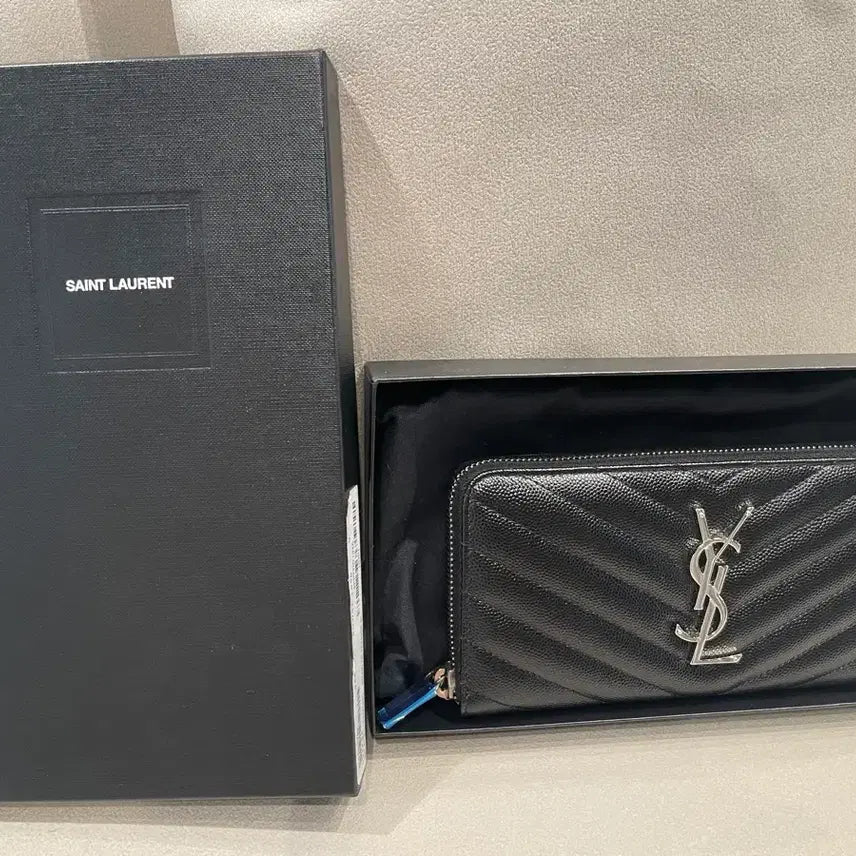 [BUNJANG] Saint Laurent Matelassé Zipper Long Wallet / 입생로랑 마틀라쎄 지퍼 장지갑(새상품)