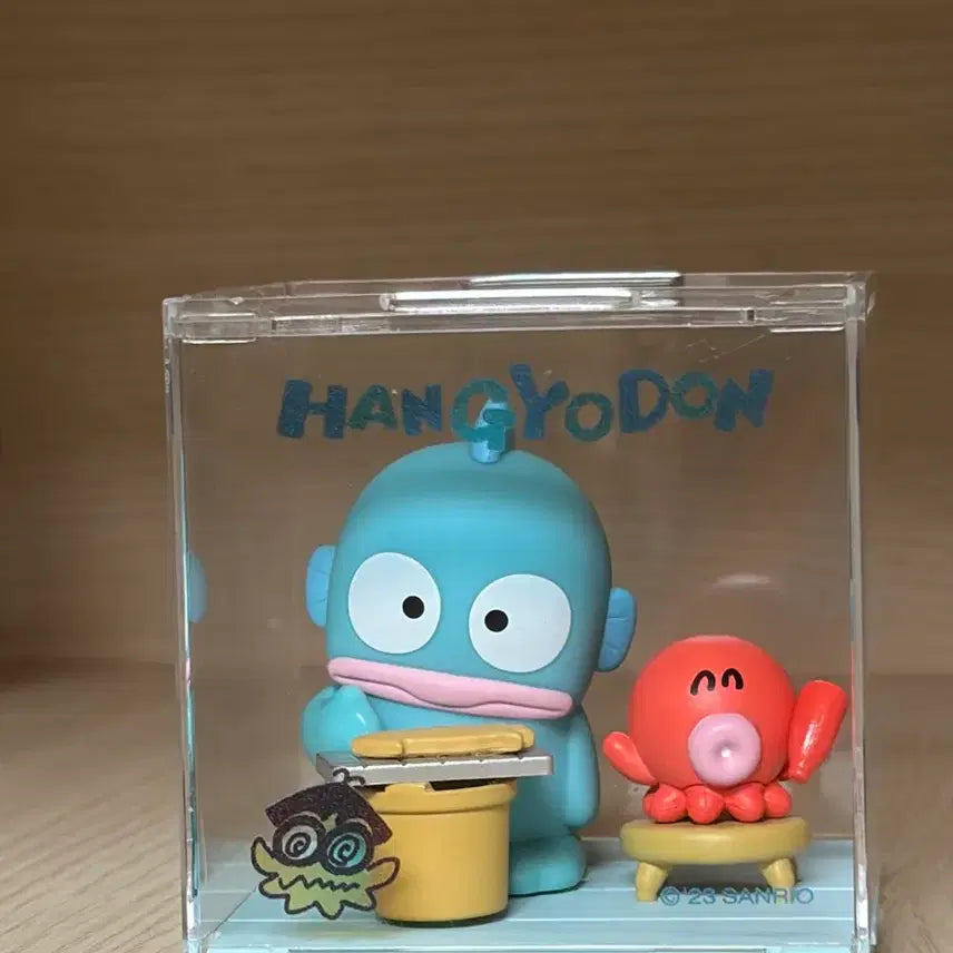[BUNJANG] Sanrio Hangyodon Squid Grilling Figure / 산리오 한교동 걱정없는 생활 라이프 피규어
