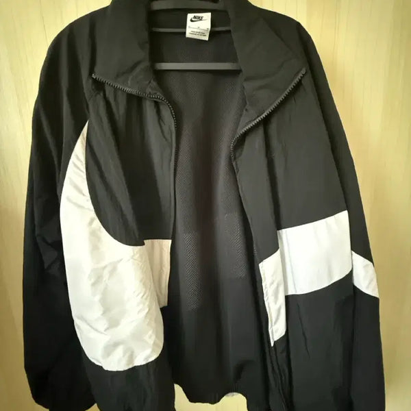[BUNJANG] Nike Big Swoosh Windbreaker / 나이키 빅스우시 바람막이