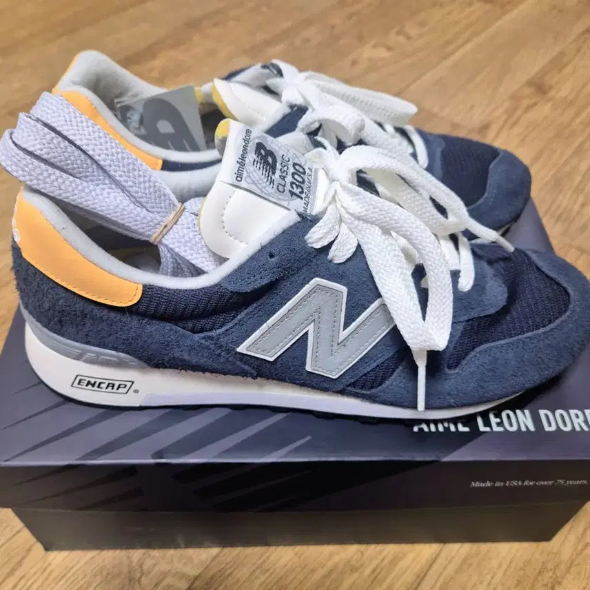 [BUNJANG] New Balance 1300 Emmerdor USA Navy Sneakers / 뉴발란스1300 에메레온도르  USA 네이비