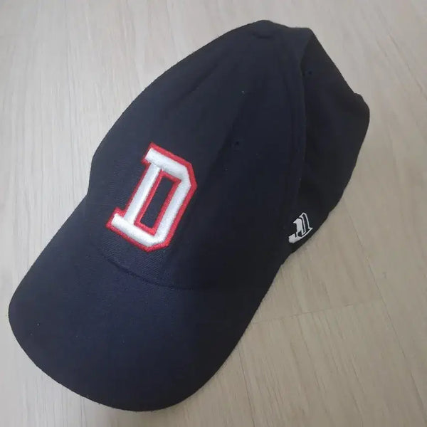 [BUNJANG] Doosan Bears Player Autographed Baseball Cap / 두산베어스 모자 (선수 싸인 포함)