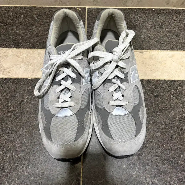 [BUNJANG] New Balance 992 Grey Sneakers / 뉴발란스 992 그레이 운동화