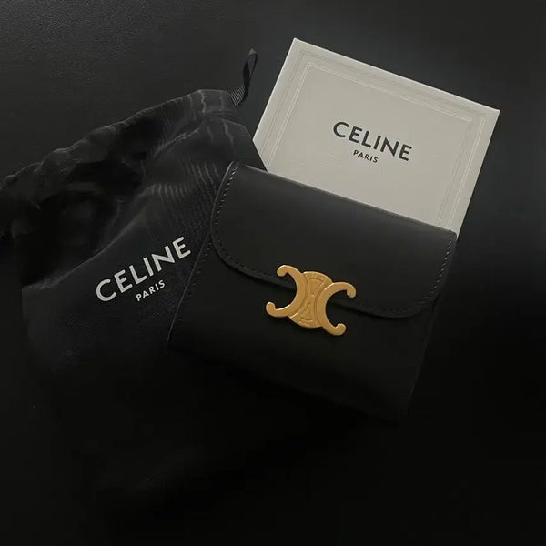 [BUNJANG] Celine Triomphe Wallet / 셀린느 트리옹프 반지갑