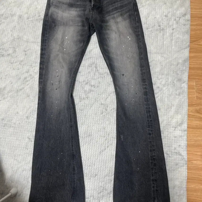 [BUNJANG] FROMWHERE Flare Jeans Black 1 Size / 파프롬왓(파아카이브) 플레어진 흑청 1사이즈