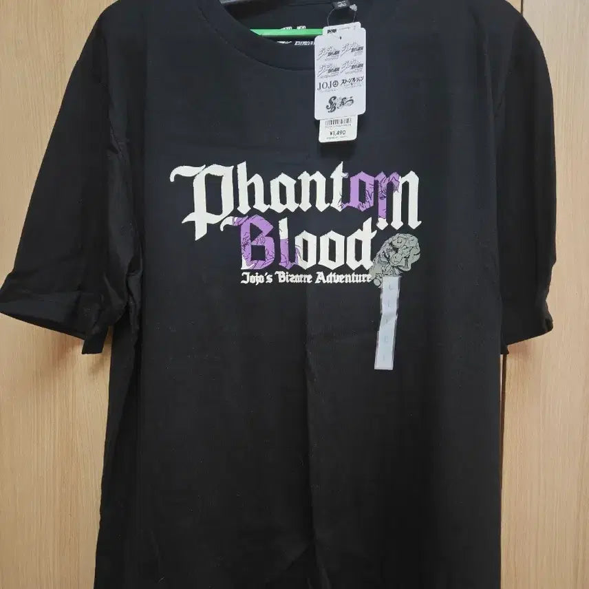 [BUNJANG] GU x JoJo's Bizarre Adventure Collaboration T-Shirt (Size L) / 죠죠 x GU 반팔티 L 사이즈
