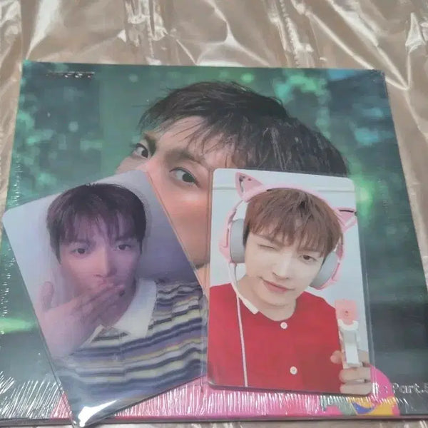 [BUNJANG] ATEEZ Hongjoong Jump Up Cat Agent + Lenticular Set / 에이티즈 점프업 홍중 고양이요원+렌티큘러set