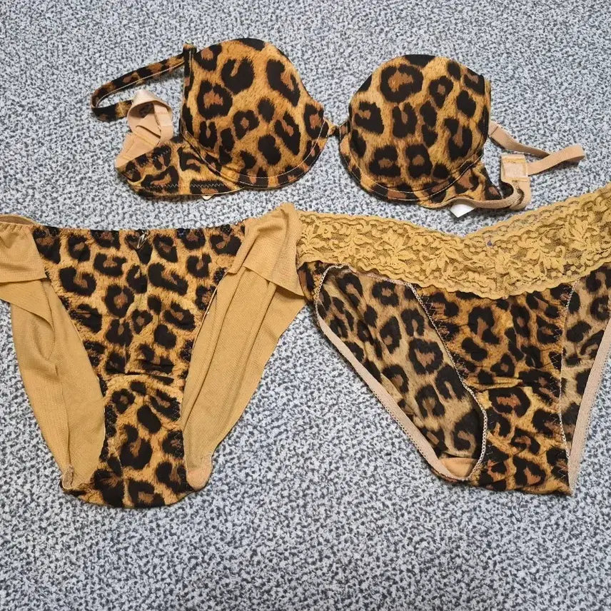 [BUNJANG] Leopard Print Bra and Panty Set / 호피무늬 브라 팬티 세트
