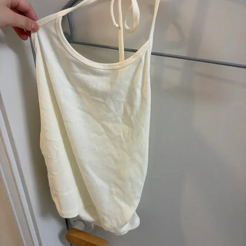 [BUNJANG] Shop Letter Halterneck (Lemon) / 샵레터 홀터넥(레몬)