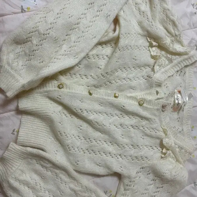 [BUNJANG] Lizlisa My Melody Collaboration Lizmero Cardigan / 리즈리사 마이멜로디콜라보 리즈메로 리즈멜로 가디건