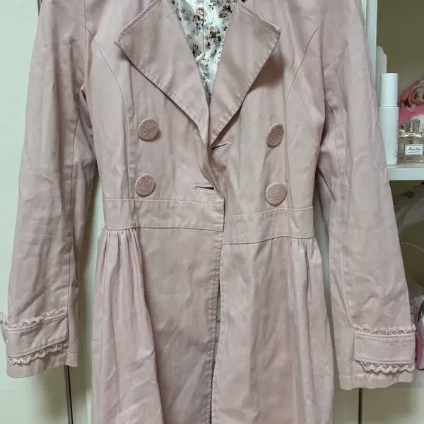 [BUNJANG] Liz Lisa Pink Trench Coat / 리즈리사 핑크 트렌치코트 희귀매물