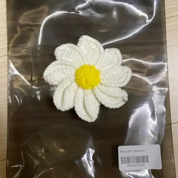 [BUNJANG] PEACEMINUSONE Daisy Corsage / 피스마이너스원 데이지 코르사주