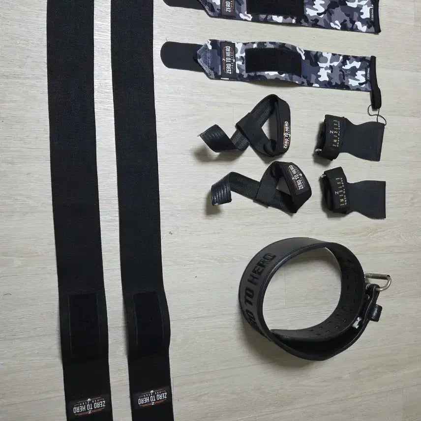 [BUNJANG] Zero To Hero Fitness Accessory Set (Lifting Straps, Wrist Wraps, Weightlifting Belt) / 제로투히어로 헬스 용품 세트 (스트랩, 손목 보호대, 벨트)