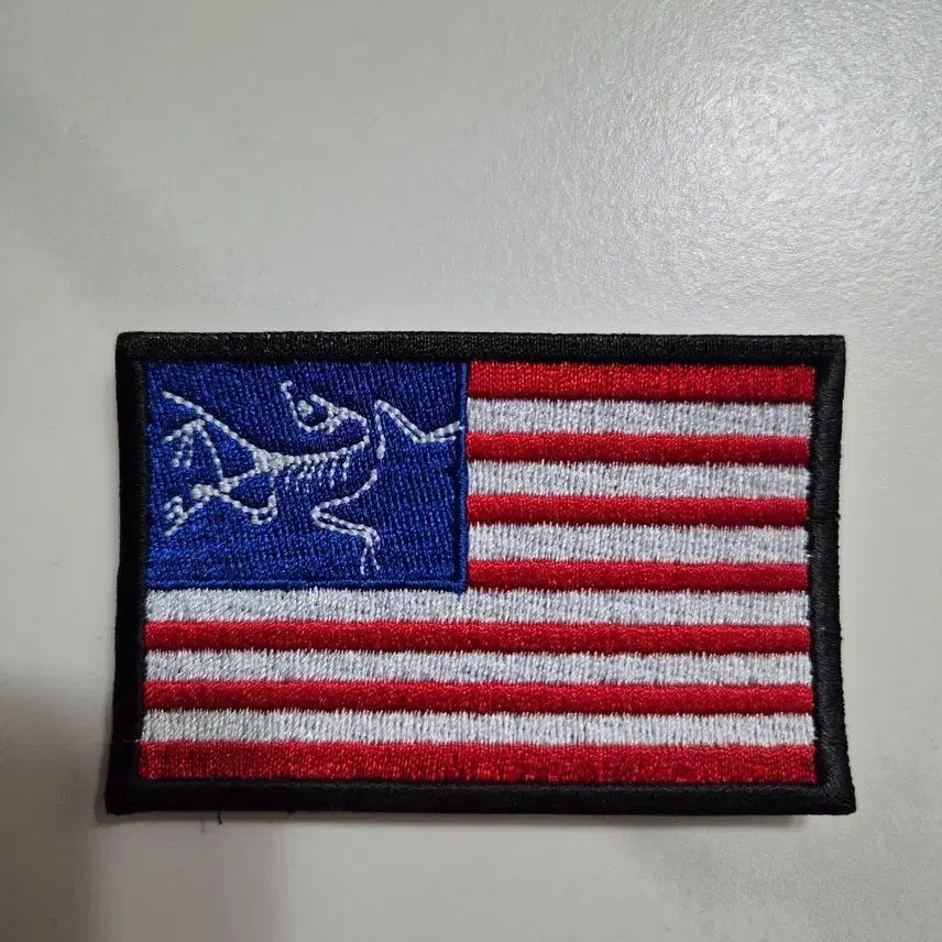 [BUNJANG] Arc'teryx Leaf Flag Patch / 아크테릭스 리프 성조기 패치
