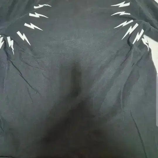 [BUNJANG] Neil Barrett Lightning Print T-Shirt (L) / 급처]  닐바렛번개반팔티 L